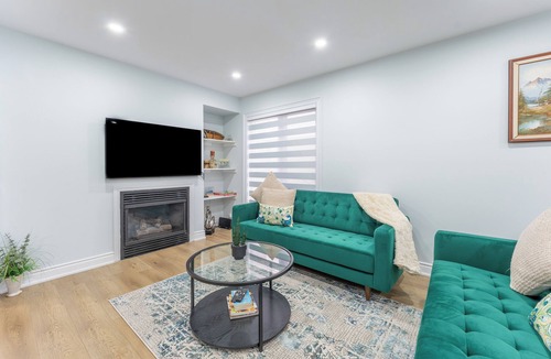 Halton Regional Municipality House | Awesome & Stylish 4BR House ~ Comfort ~ Milton