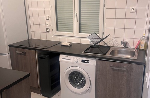Bondy Apartment | B14 Jacuzzi 5 Étoile par Villa Dengous