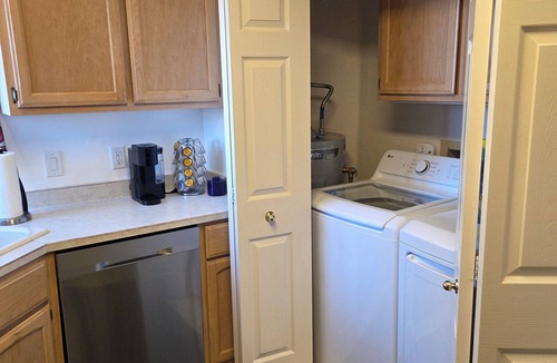 Yavapai Hills House | BACK ON VRBO! PRESCOTT FAVORITE 5 STAR! 1ST 5 BOOKINGS 15% OFF! A PERFECT PERCH!