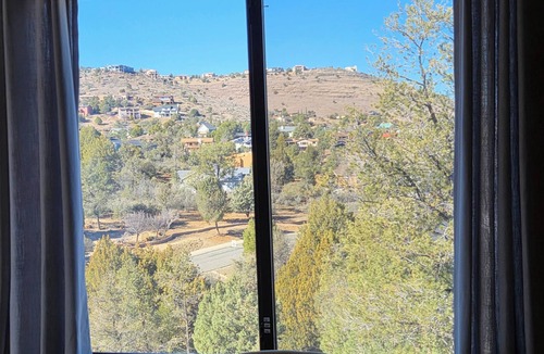 Yavapai Hills House | BACK ON VRBO! PRESCOTT FAVORITE 5 STAR! 1ST 5 BOOKINGS 15% OFF! A PERFECT PERCH!