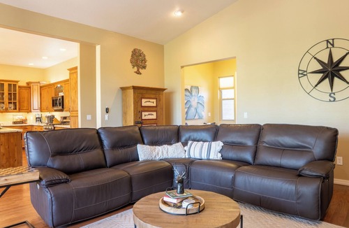 Show Low Cabin | Backs forest for amazing views , fun for all ages -by Alo Vacations.