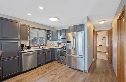 Brewerton House | Bay-breeze Inn on Oneida Lake!