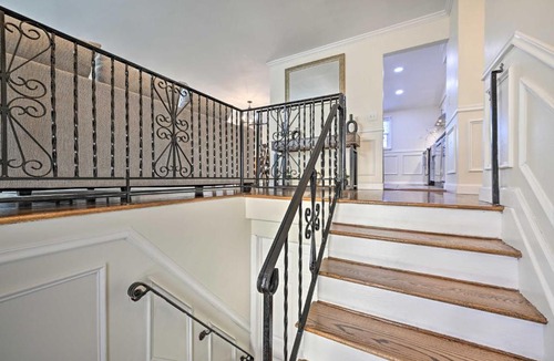 North Bay Shore Apartment | Bay Shore Vacation Rental w/Shared Yard!