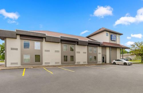 Batavia Hotel | Baymont by Wyndham Batavia - Darien Lake