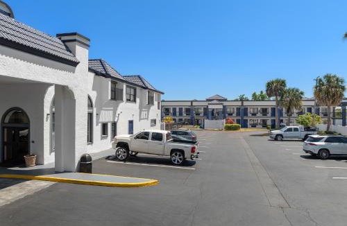 Orlando Hotel | Baymont by Wyndham Orlando East