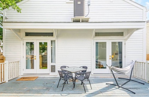 Bayou St. John House | Bayou St. John Corner House - Walk to Jazz Fest!