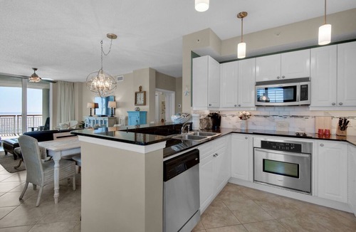 Navarre Beach Condo | Beach Colony West 12A Gulf-Front 3 BD/3BA w/Beach Service & Onsite Management