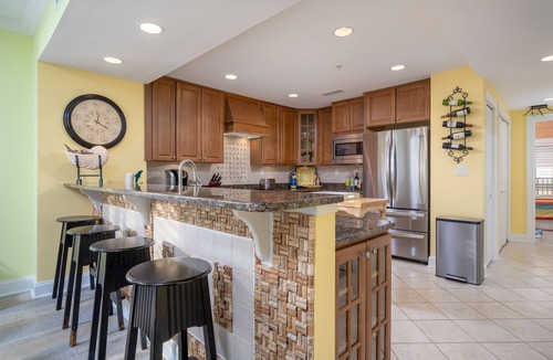 North Ocean City Condo | Beach House 101 is a beautiful, first floor Oceanfront condo located on 142nd st