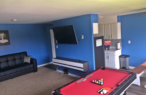 Bay Shore House | Beach theme bnb