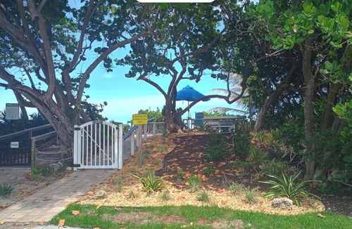 Ocean Ridge Apartment | Beachfront 1BR Retreat in Ocean Ridge, Steps from the beach