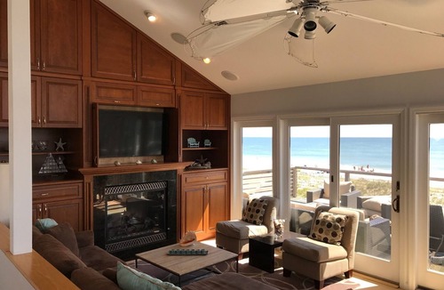 Ocean Bay Park House | Beachfront 5-bedroom vacation home, 15-minute walk to Ocean Beach