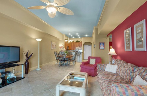 Pensacola Beach Condo | 🌅BeachFront-Top Floor Balcony-2BR Sans Souci 704🌅