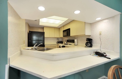 Indian Harbour Beach Condo | Beachfront Condo w/Pool & Balcony in FL