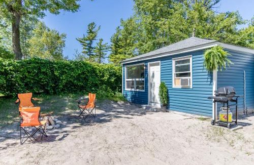 Wasaga Beach House | Beachside Cabins