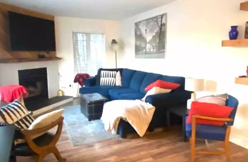 Pickering House | Beachy bungalow