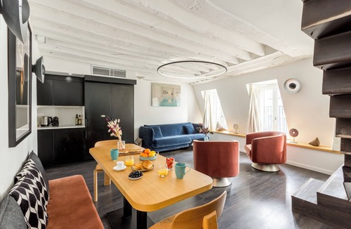 Quartier de la Porte-Saint-Denis Apartment | Beauquartier - Grands Boulevards