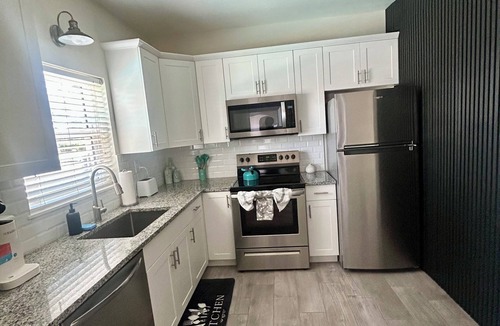Fort Pierce Villa | Beautiful 2-Bedroom Walk to Beach/Restaurants