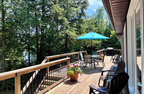 Dunchurch Cottage | Beautiful 3 Bedroom Cottage on Whitestone Lake
