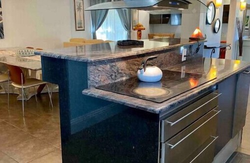 Windermere House | Beautiful 4 Bedroom Farm Housen