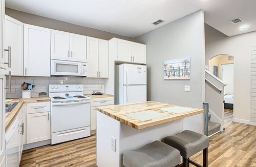 Wellington Apartment | Beautiful 4BR Townhome in Regal Palms Resort