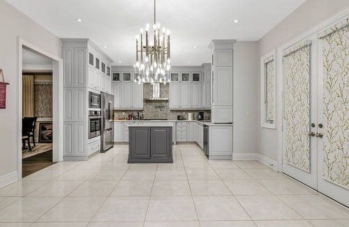 Caledon Villa | Beautiful 4BR Villa in Brampton