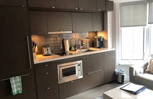 Bloor-Yorkville Apartment | Beautiful apartment , Fully furnished in the hart of Yorkville