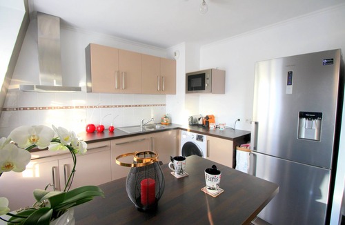 Serris Apartment | Beautiful apartment Val d'Europe, 10mn Disneyland (ELBE5)