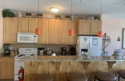 Wildwood Condo | Beautiful Beachy Condo, 3 Blocks to Beach!