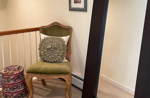Darien House | Beautiful Darien Family Home perfect for summer!