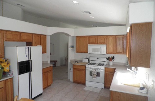 Fort Mohave House | Beautiful Home Near River in Desert Lakes Golf Course Area