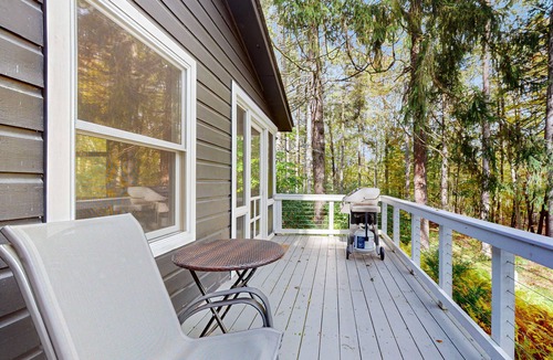 Red Hook House | Beautiful home on acres with deck, fenced area & fireplace