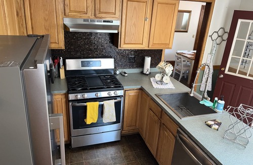 Charlotte House | Beautiful Lake home-5 minute walk to the Public Beach Area,