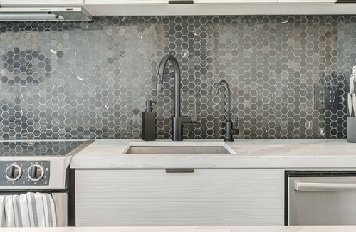 Fashion District Condo | Beautiful Modern Entertainment District