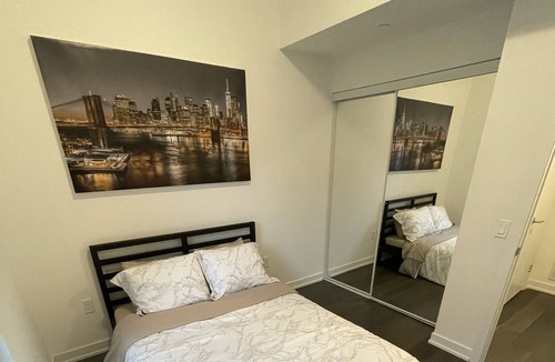 Bathurst Quay House | Beautiful Modern townhome in heart of downtown Toronto