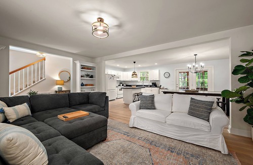 Ocean Pines House | Beautiful Pines Home - Great for large families & close to all area attractions!