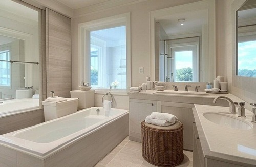 Wallace Emerson House | Beautiful Spacious 4 bedroom 4 bathroom family home