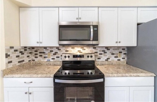 Fairvilla House | Beautiful Spacious Orlando Home Near Theme Parks