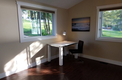Carrying Place House | Beautiful Waterfront Home on Bay of Quinte.