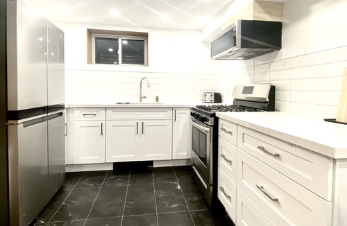 McDougall Cottage | Beautiful Waterfront Cottage w/Swim Spa Hot Tub, Sleeps 19
