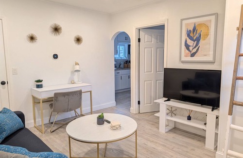 Islip Terrace Apartment | Beautifully decorated1BR Apartment - Full Kitchen, Private Backyard & Fire Pit!