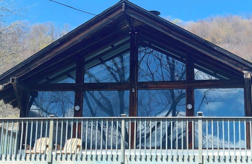 Roscoe House | Beaverkill Riverfront| Fly Fishing, Golf & Firepit