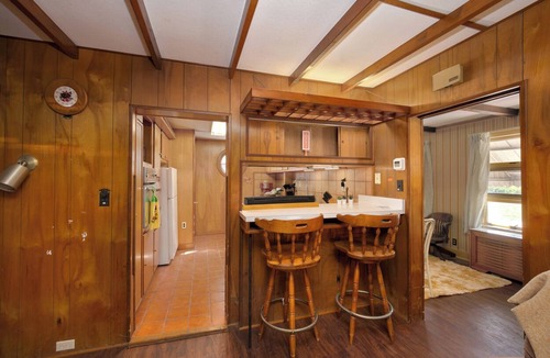 Perryopolis House | Bedroom 1, Retro Vibin' House, 30mi to Pittsburgh