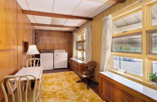 Perryopolis House | Bedroom 1, Retro Vibin' House, 30mi to Pittsburgh