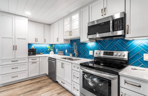 Inlet Beach Condo | BeeBy the Ocean l Walk to Beach l Bike to Rosemary l Pool