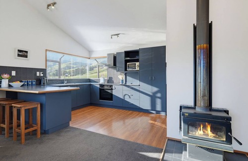 Duvauchelle House | Belle Vue - Akaroa Holiday Home