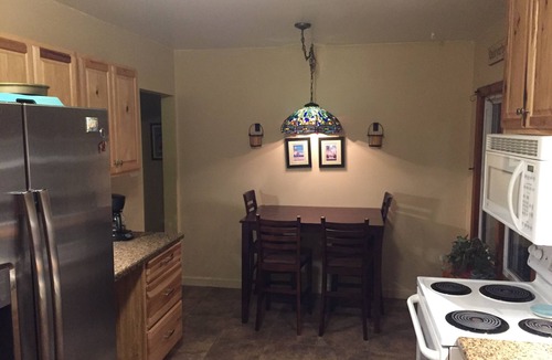 Bellefonte House | Bellecot-Sleeps 10, 13 mins to Penn State