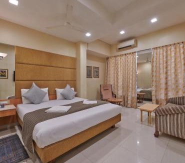Churchgate Hotel | Bentley Hotel Marine Drive