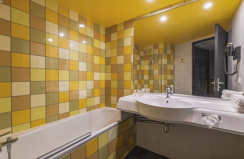 Chanteloup-en-Brie Hotel | Best Western Hotel Grand Parc