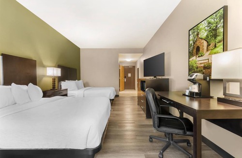 Steubenville Hotel | Best Western Plus Franciscan Square Inn and Suites