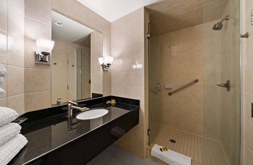 Orangeville Hotel | Best Western Plus Orangeville Inn & Suites